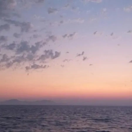 Appart hôtel Pillbox Seafront And