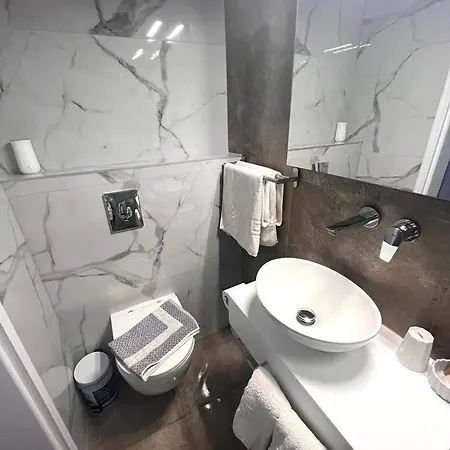 Pillbox Seafront And 4*