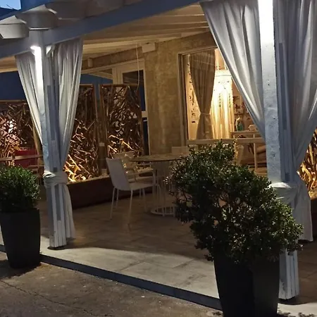 Apart Otel Pillbox Seafront And 4*