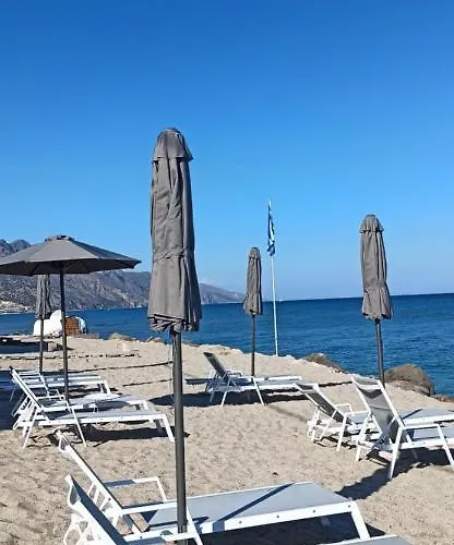 Pillbox Seafront And 公寓式酒店 4*