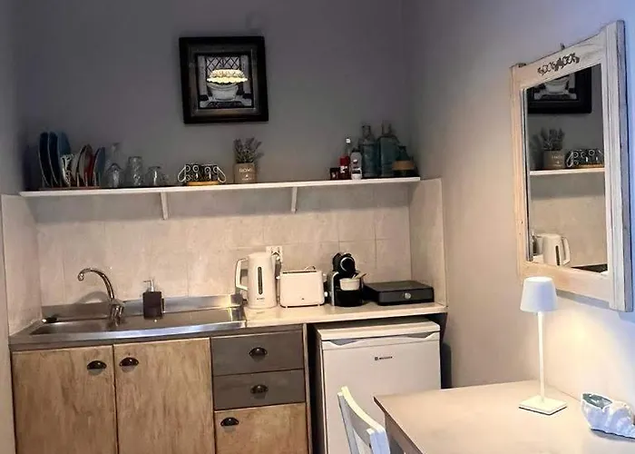 Aparthotel Pillbox Seafront And